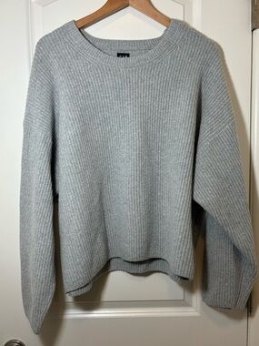 GAP Light Gray Ribbed Crewneck Sweater